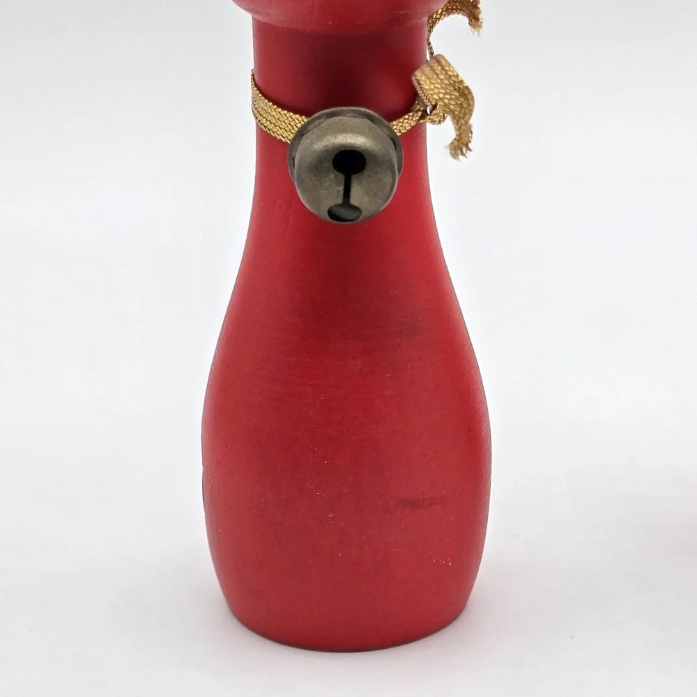 Wooden Red Cat Magnetic Salt & Pepper Shakers Kittens Leather Ears Kitschy Japan